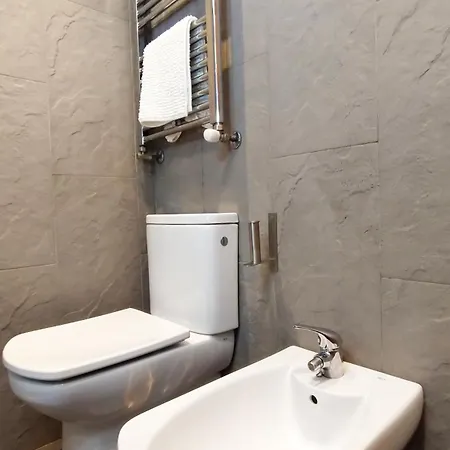 Rufo Rendueles Apartment